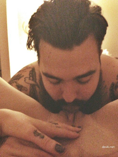 Hot Amateur Porn Pics: Beautiful Nude Photos of Sexy Babes