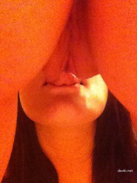 Young Nude Girls: Explicit Amateur Porn Photos