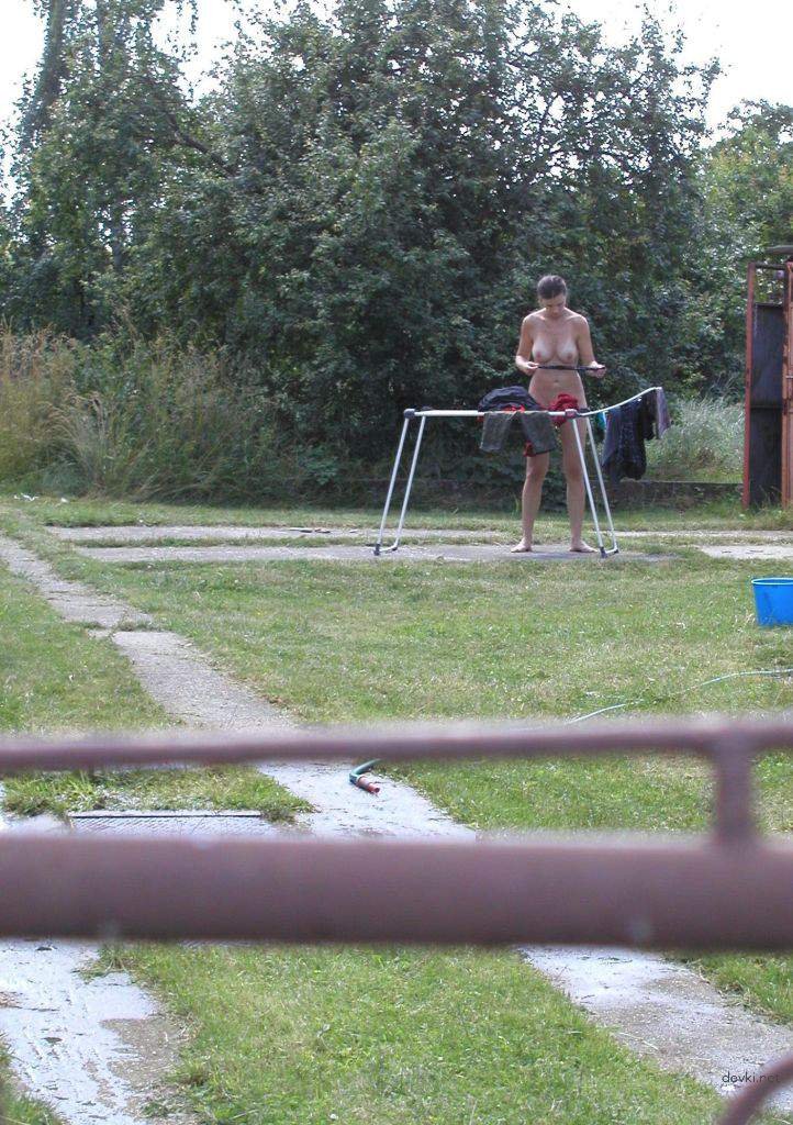 Stunning Girlfriend Poses Nude: 100 Explicit Amateur Porn Photos (Part 2)