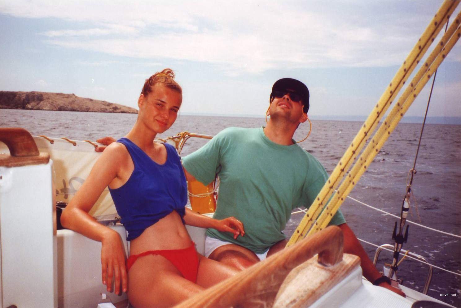 Stunning Girlfriend Poses Nude - 100 Explicit Amateur Porn Photos (Part 3)