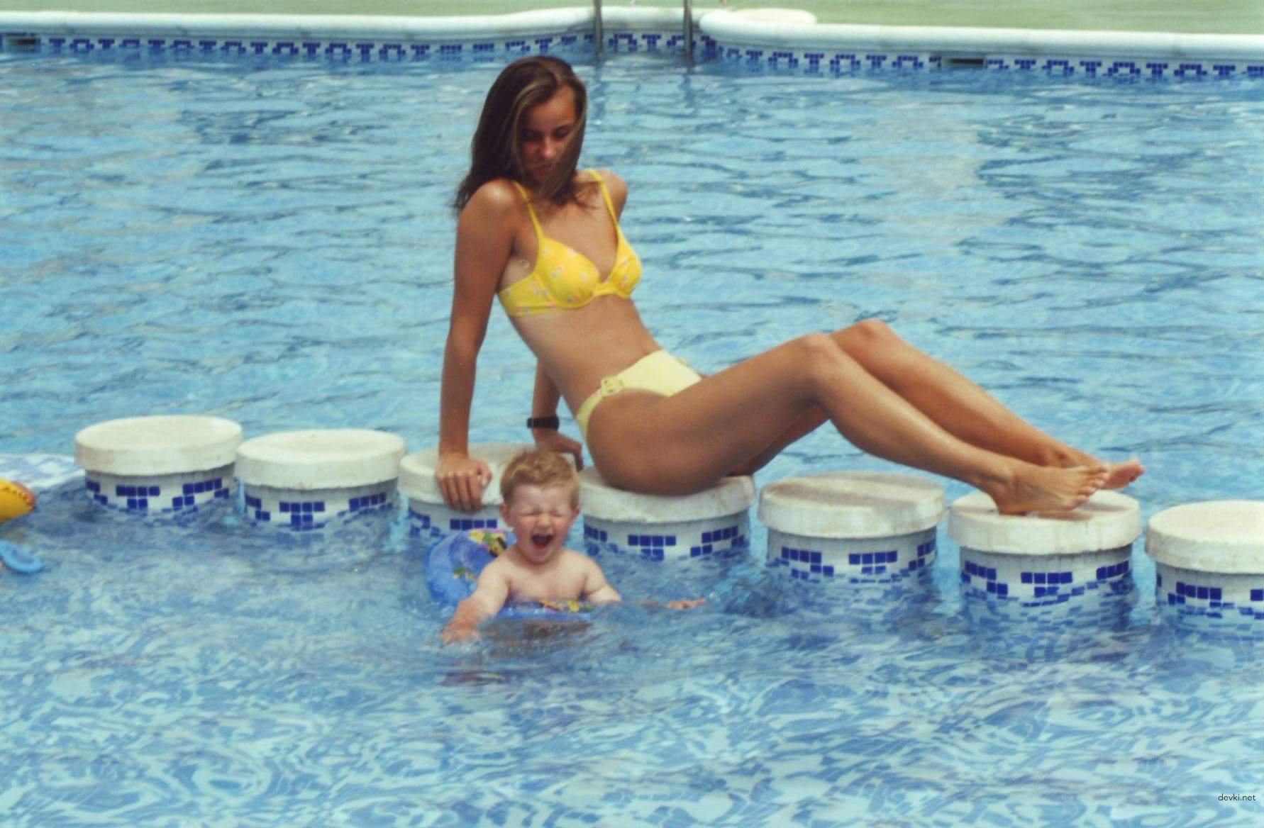 Stunning Girlfriend Poses Nude - 100 Explicit Amateur Porn Photos (Part 3)