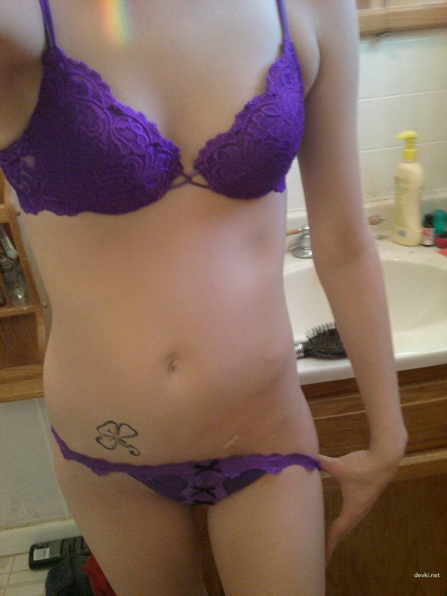 Hot Young Wife with Small Tits - Explicit Amateur Photo