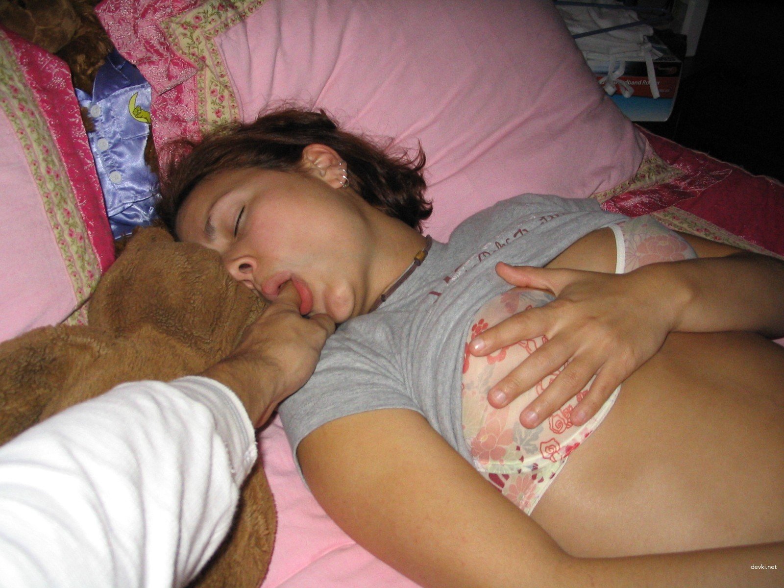 Amateur Teen Girl Porn Photos - Explicit Homemade XXX Pics