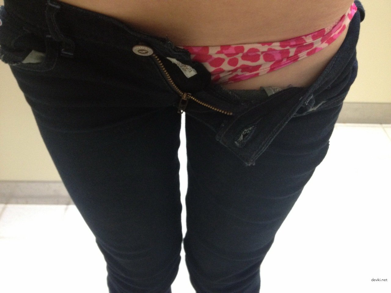 Fiery Slutty Redhead Amateur Girl in Explicit Porn Photos