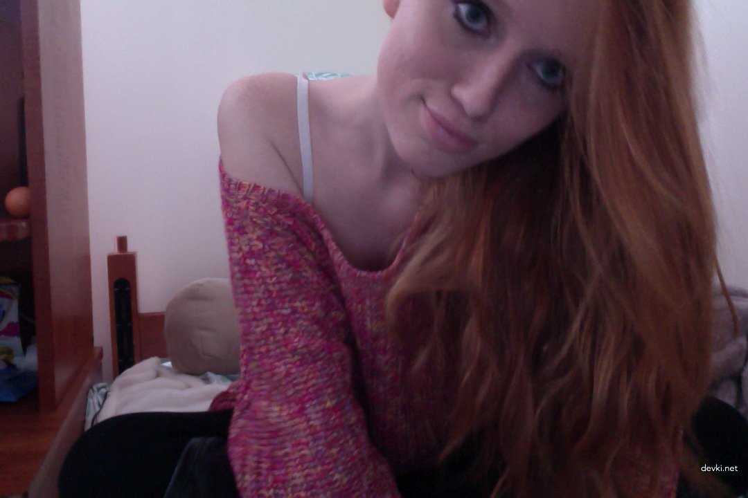 Fiery Slutty Redhead Amateur Girl in Explicit Porn Photos