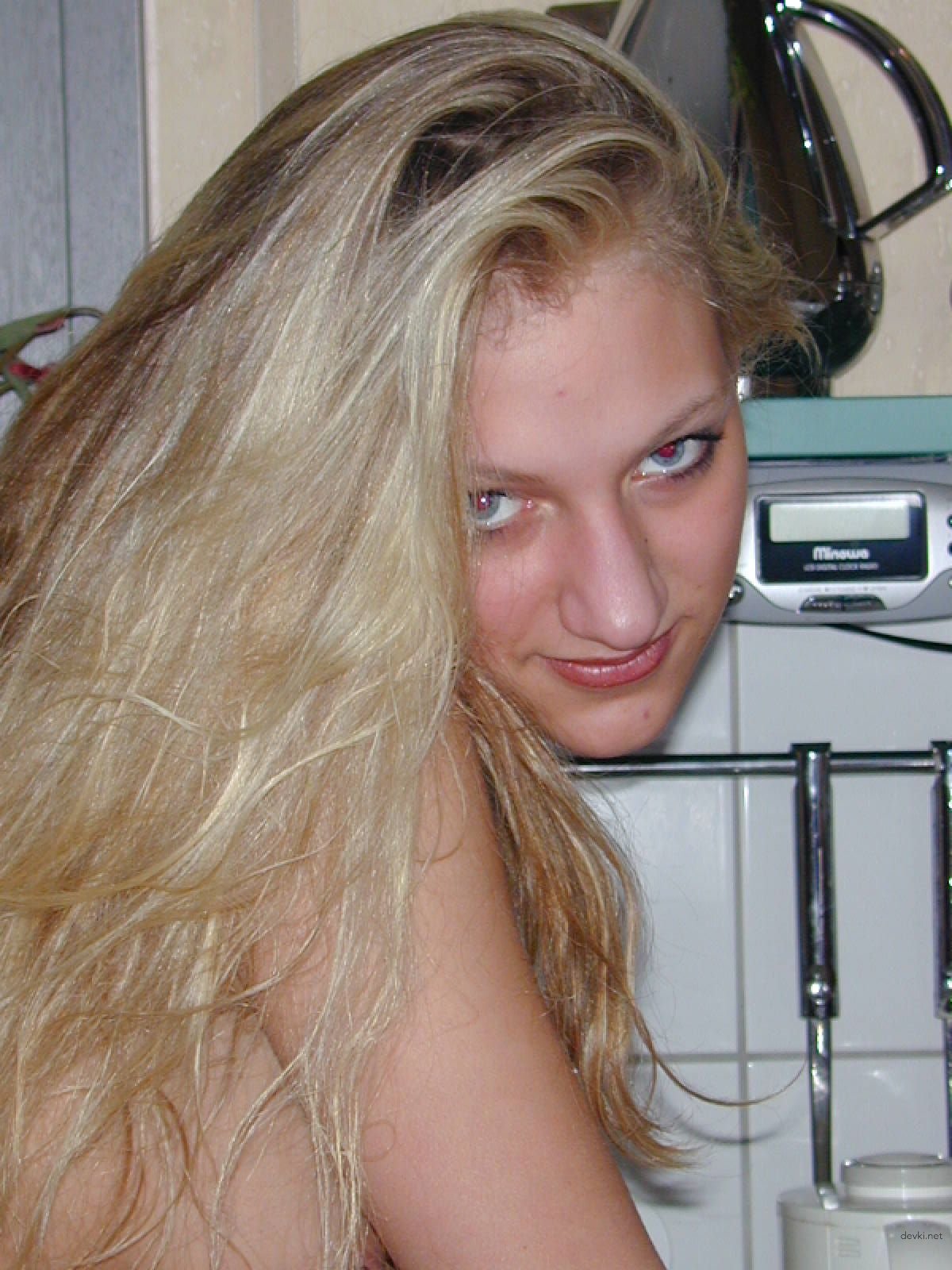 Sexy Blonde Amateur Porn Photos Part 4: Explicit Sex Scenes