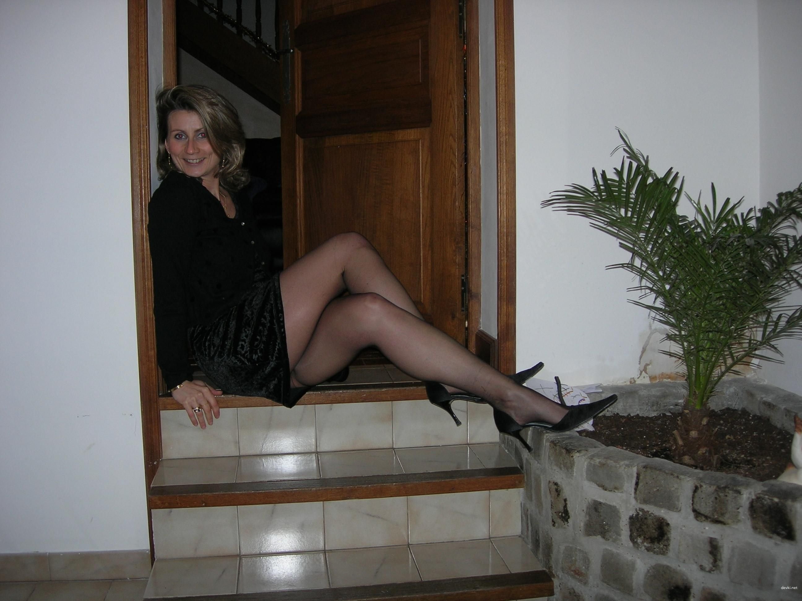 Hot Secretary Amateur Porn - Seductive Office Sex Pics