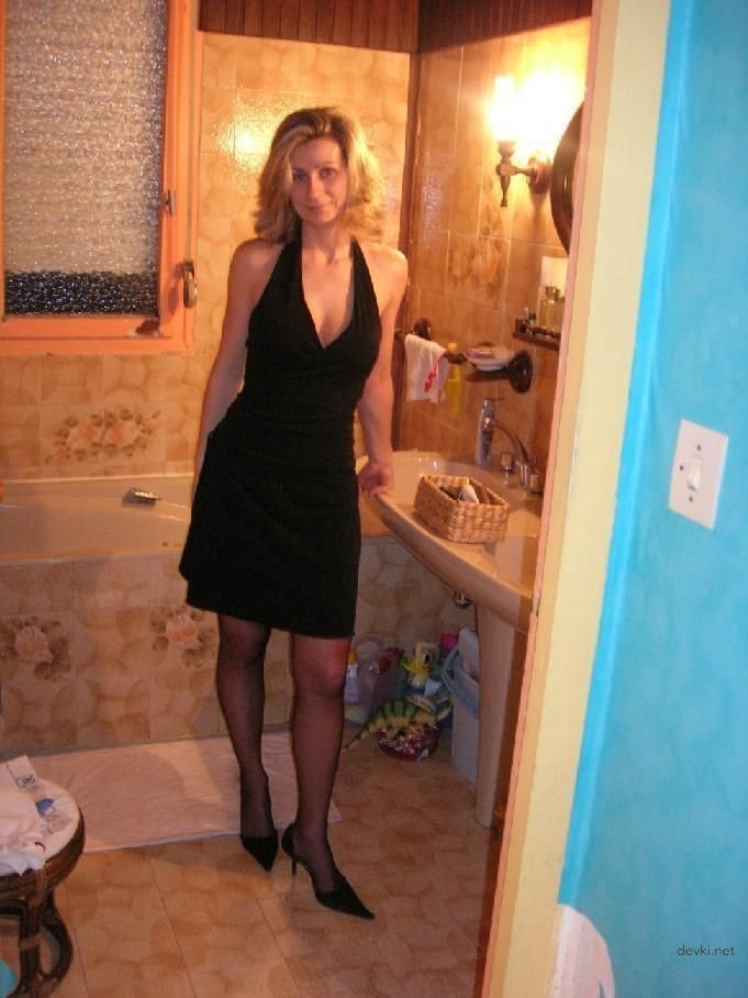 Hot Secretary Amateur Porn - Seductive Office Sex Pics