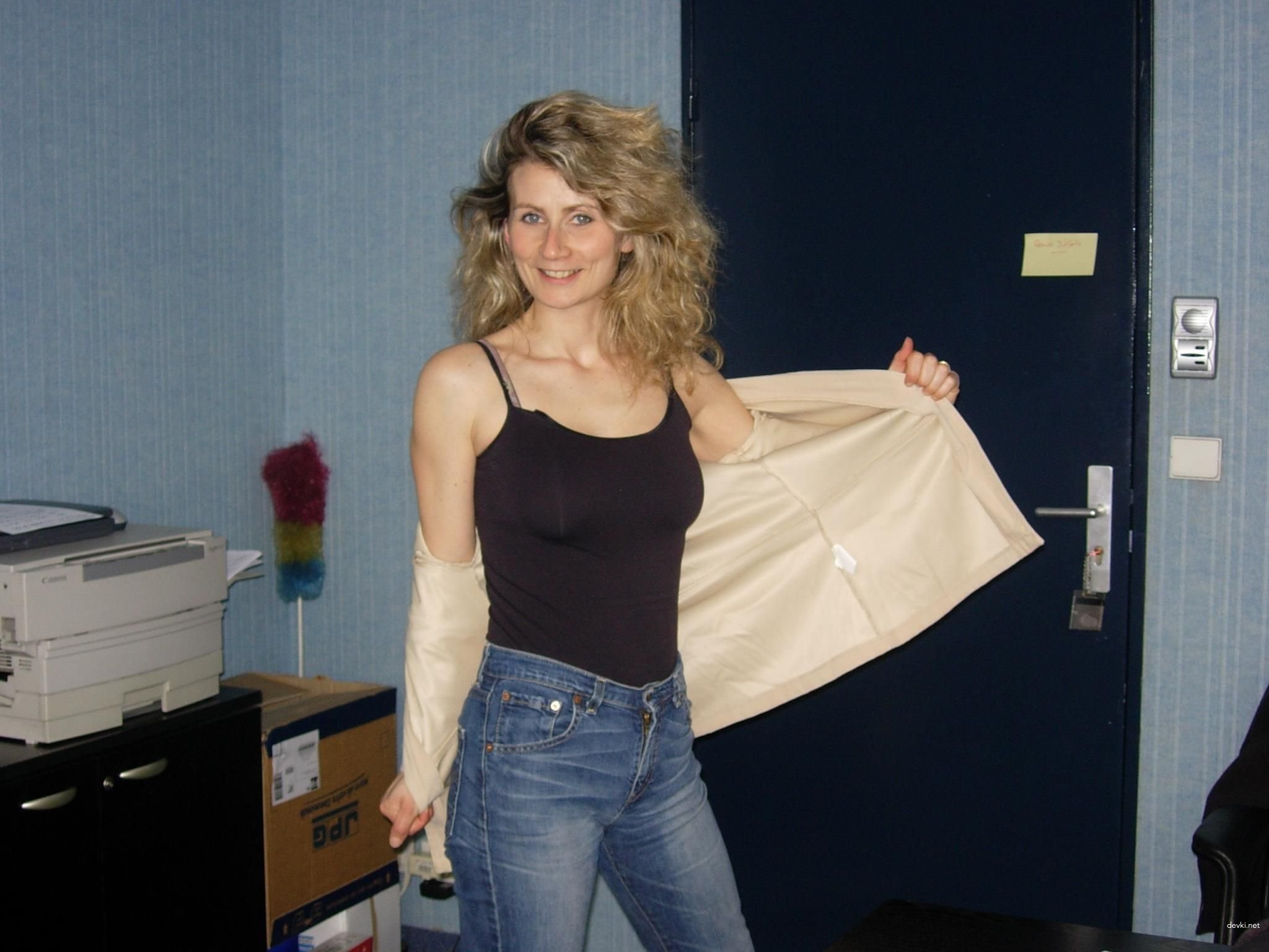 Hot Secretary Amateur Porn - Seductive Office Sex Pics