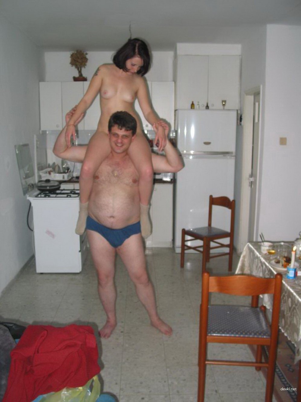 Amateur Prostitutes Part 7: Explicit Porn Photos with Escorts