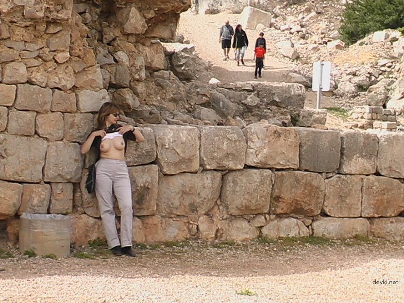 Amateur Prostitutes Part 7: Explicit Porn Photos with Escorts