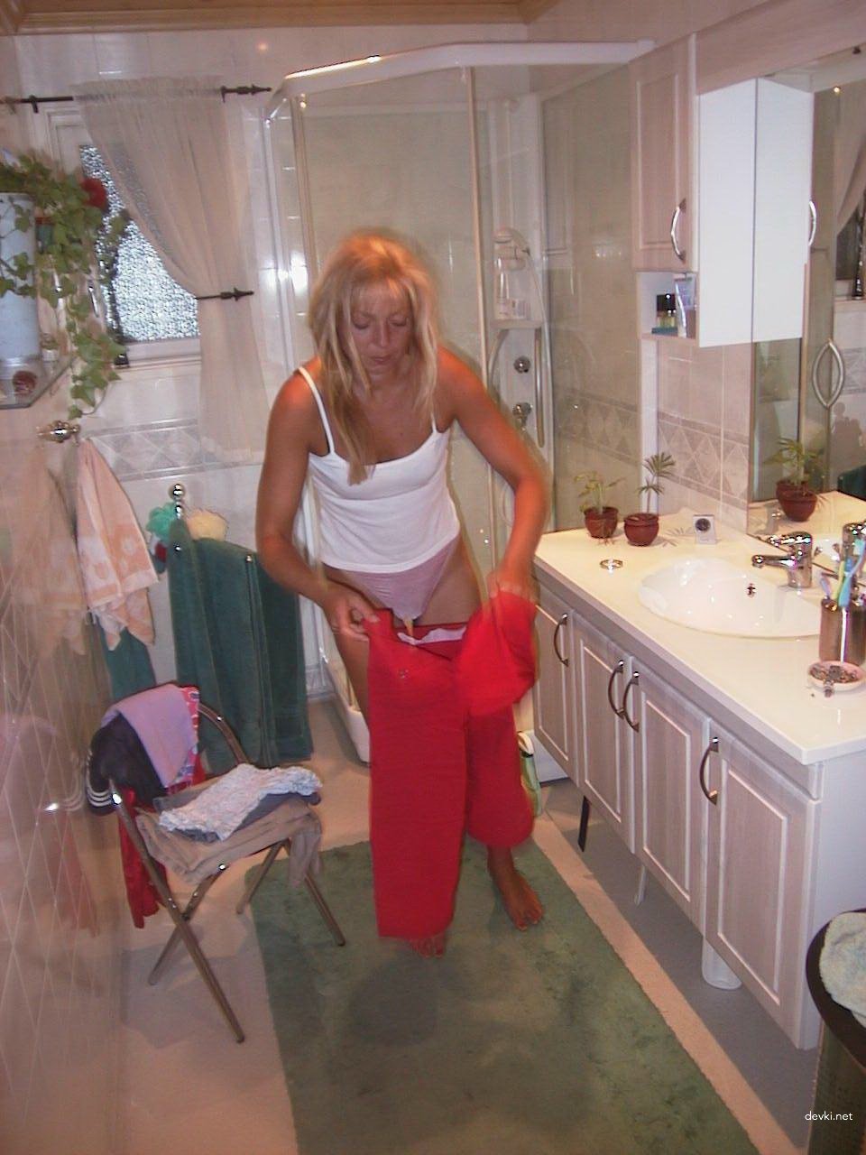 Hardcore Amateur MILF Wife Fucked - Explicit XXX Photo