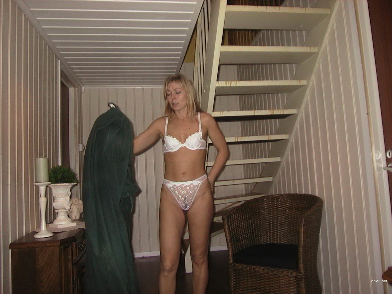 Hardcore Amateur MILF Wife Fucked - Explicit XXX Photo