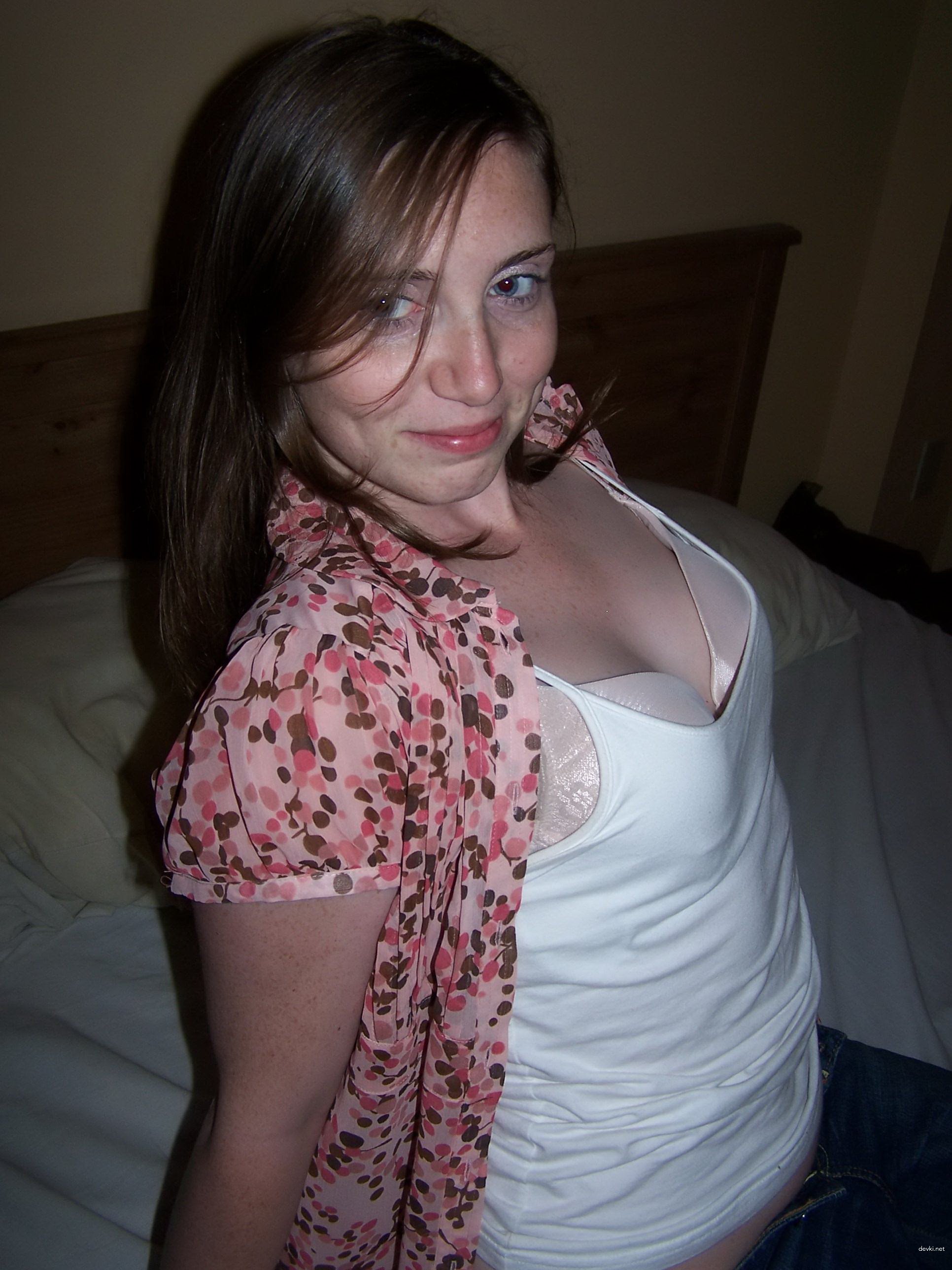 Hot Homemade Sex with Cutie - Explicit Amateur Porn Photos