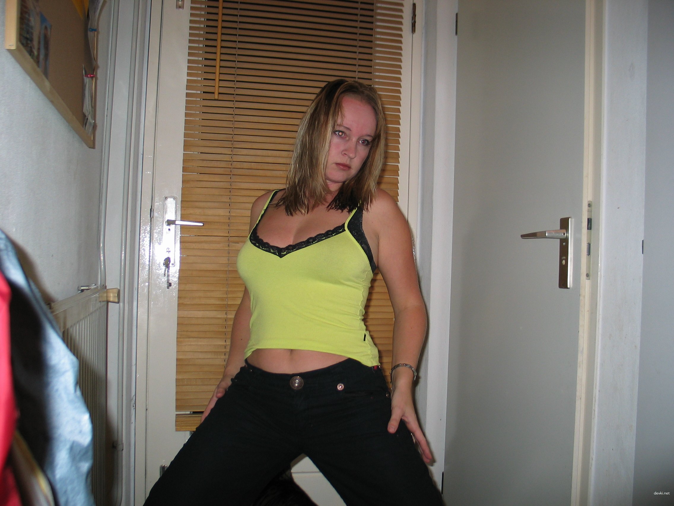 Hot Young Amateur Teen Fucks Hard - Explicit Homemade Porn