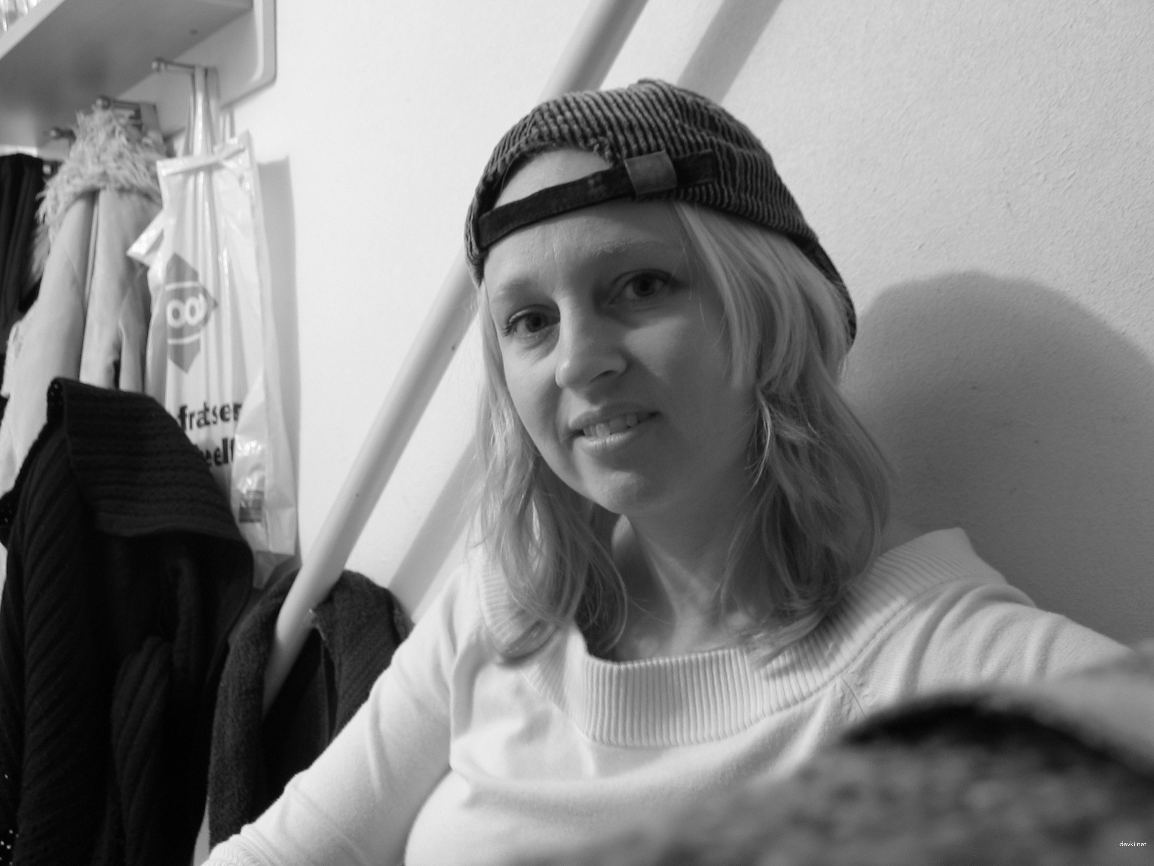 Hot Young Amateur Teen Fucks Hard - Explicit Homemade Porn