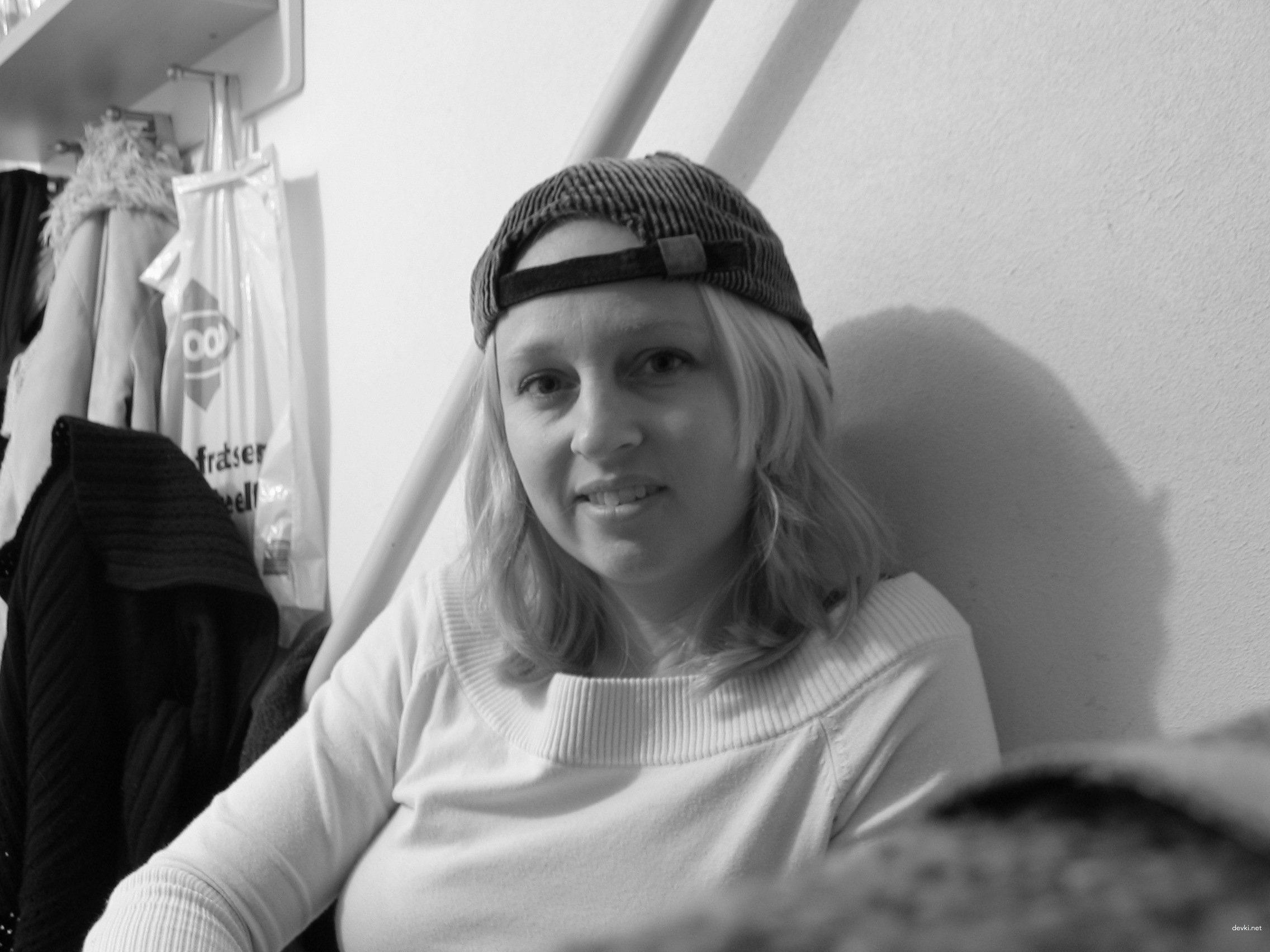 Hot Young Amateur Teen Fucks Hard - Explicit Homemade Porn