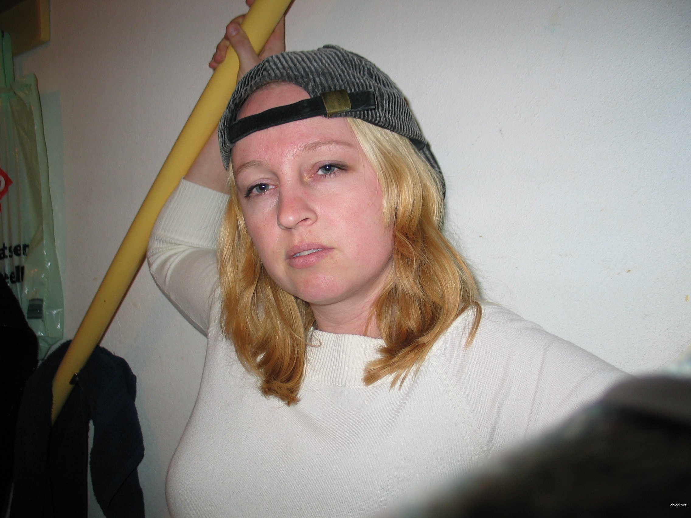 Hot Young Amateur Teen Fucks Hard - Explicit Homemade Porn