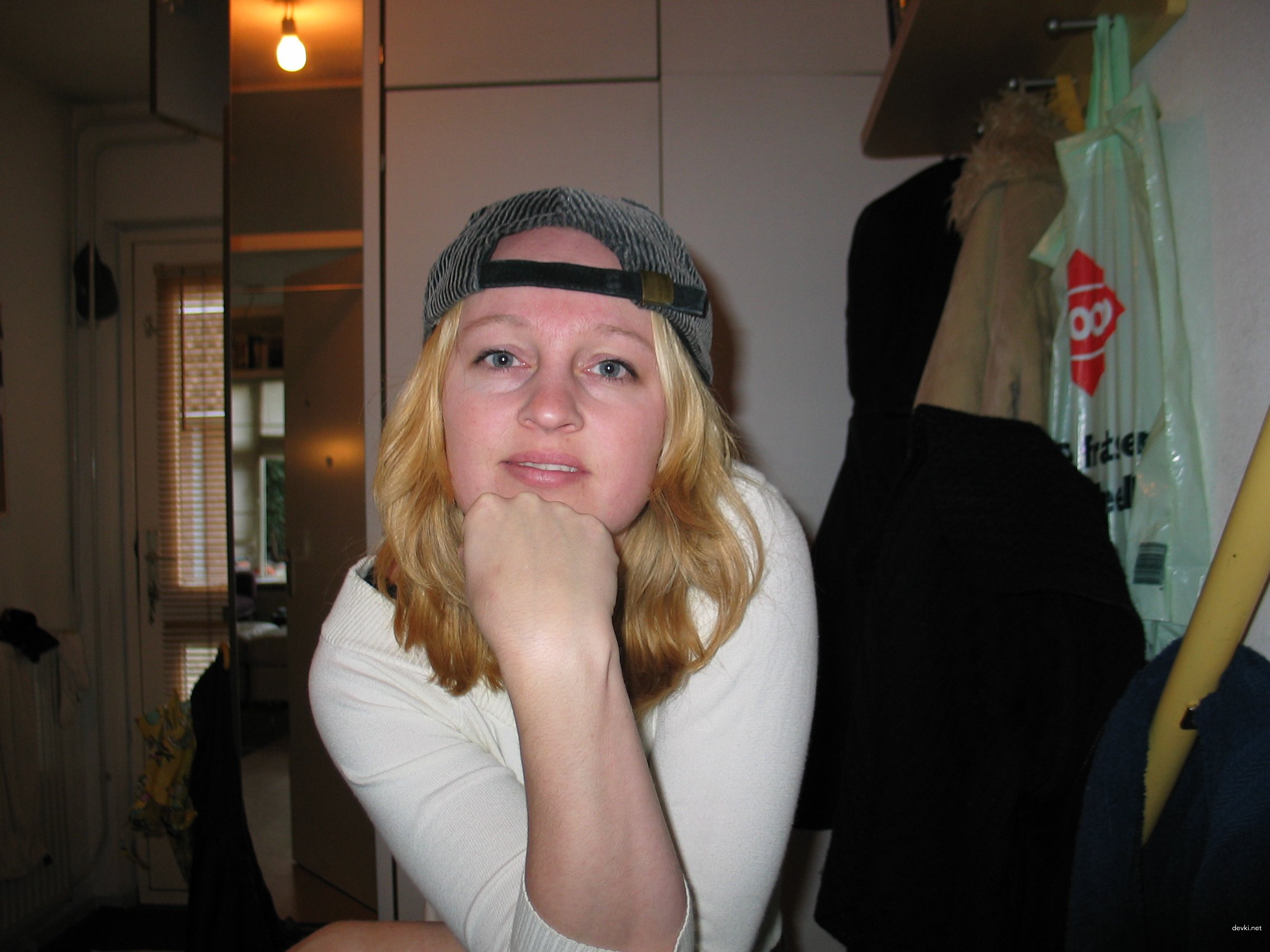 Hot Young Amateur Teen Fucks Hard - Explicit Homemade Porn