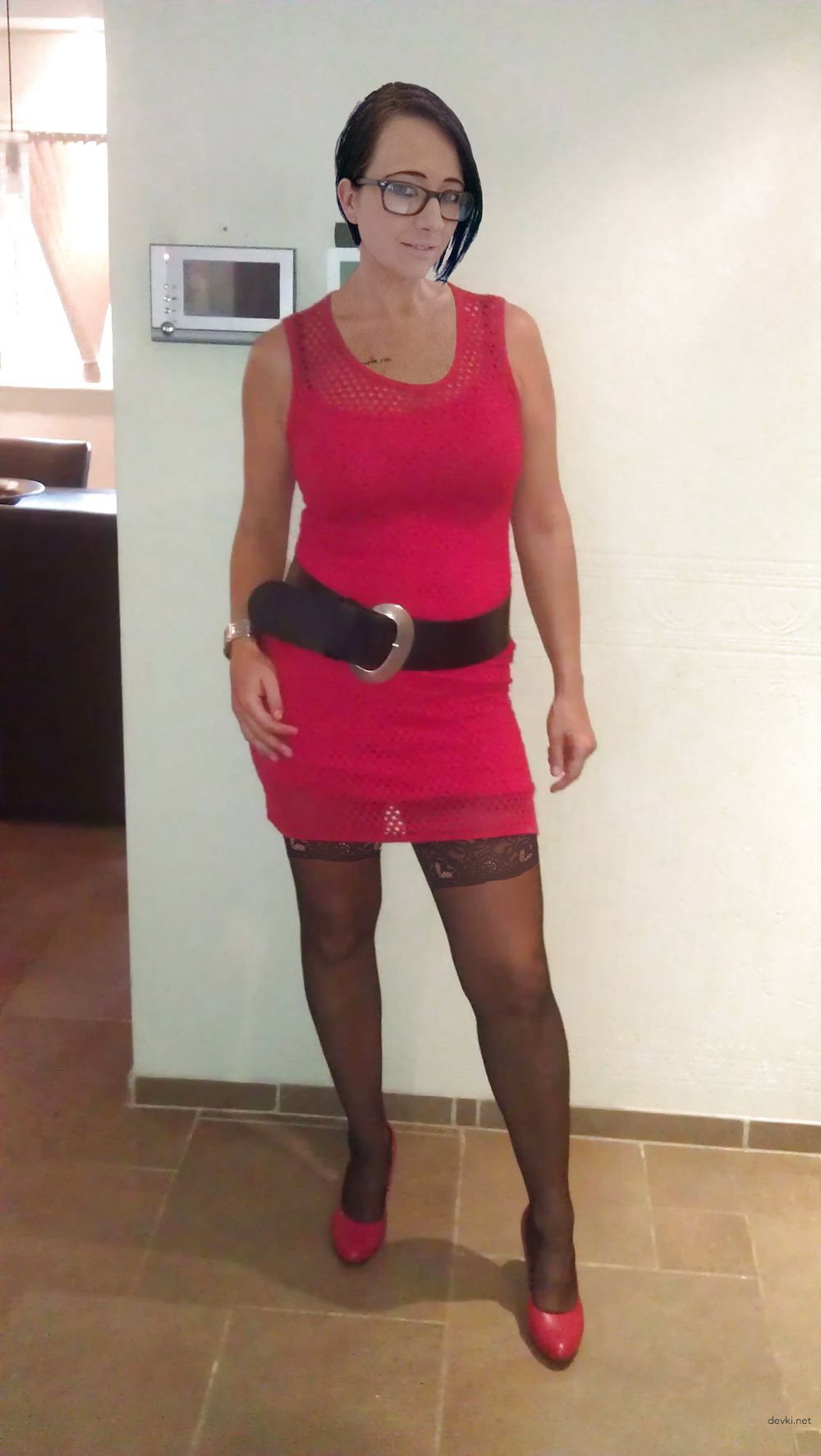 Pregnant Amateur Masturbates Pussy - Explicit Solo Porn Photo