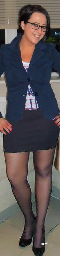 Pregnant Amateur Masturbates Pussy - Explicit Solo Porn Photo