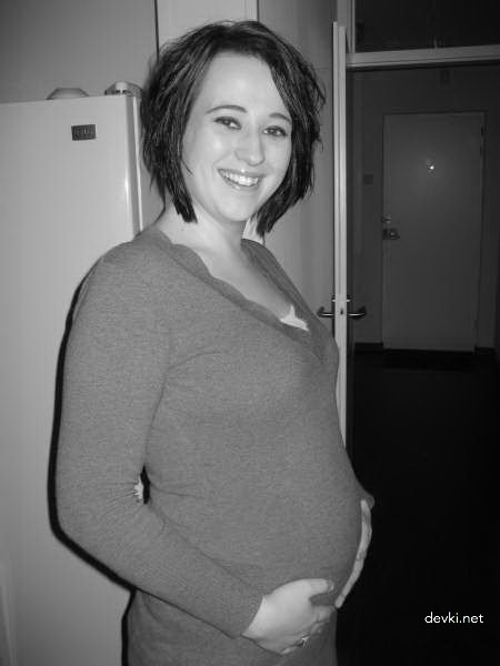 Pregnant Amateur Masturbates Pussy - Explicit Solo Porn Photo