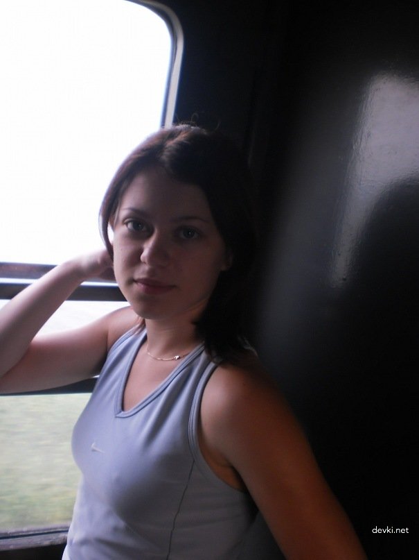 Beautiful Girl Sucking Cock - Explicit Amateur Porn Photo