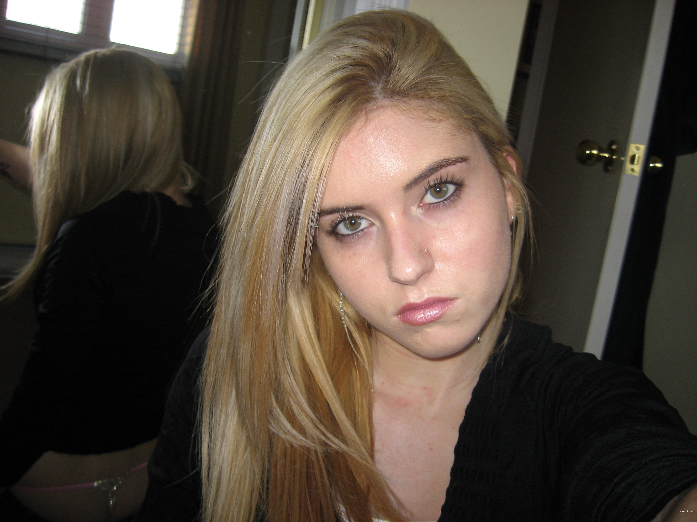 Blonde Babe Sucking Cock - Explicit Amateur Porn Pic