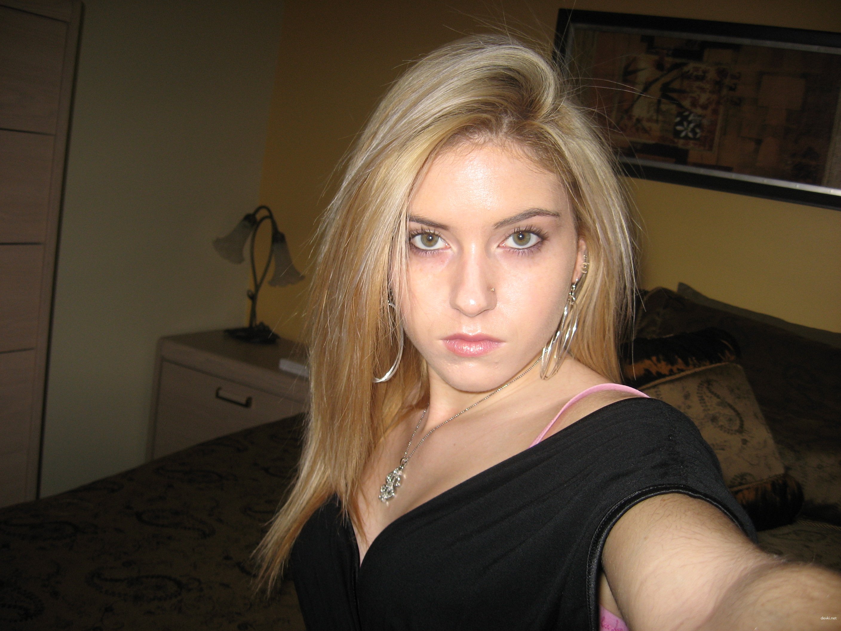 Blonde Babe Sucking Cock - Explicit Amateur Porn Pic