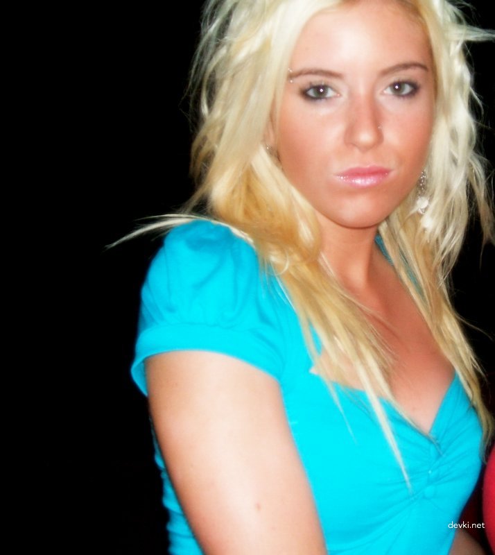 Blonde Babe Sucking Cock - Explicit Amateur Porn Pic