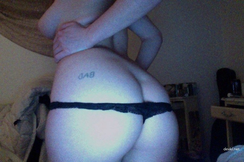 Explicit Amateur Nude Girls Photos - Uncensored XXX Pics