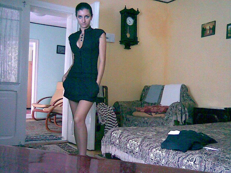 Naked Caucasian Girl Amateur Photo - Explicit Nude Russian Teen Model