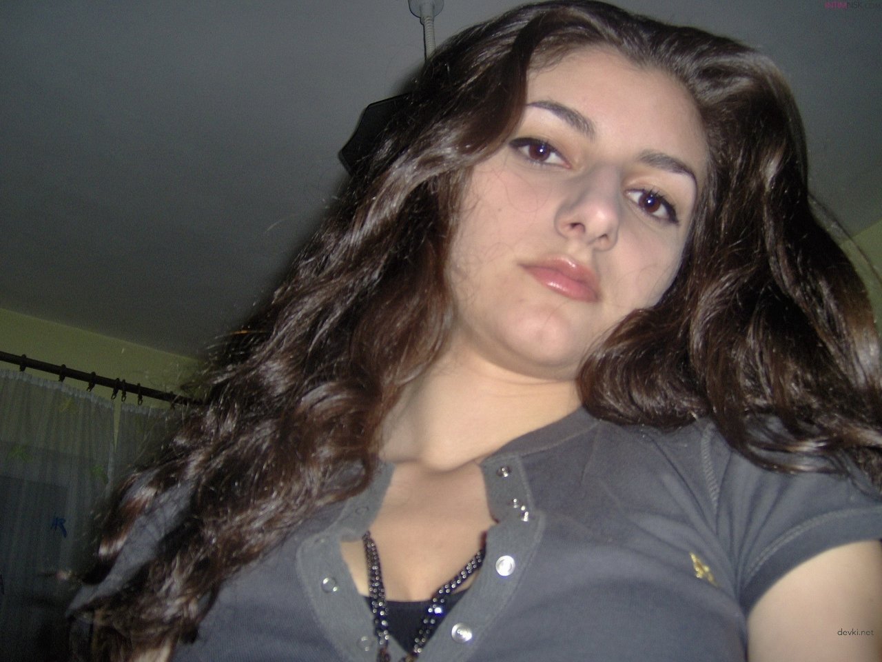 Naked Caucasian Girl Amateur Photo - Explicit Nude Russian Teen Model