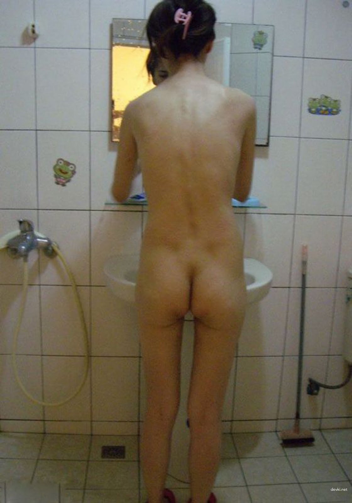 Explicit Young Chinese Amateur Porn Photos - Hot Asian Teen Nudes