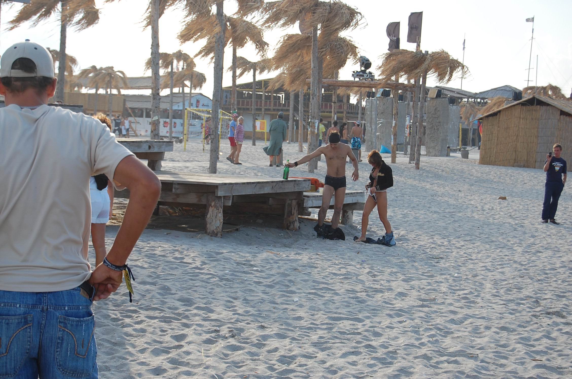 Public Sex Amateur Porn Pics: Explicit Outdoor Fucking