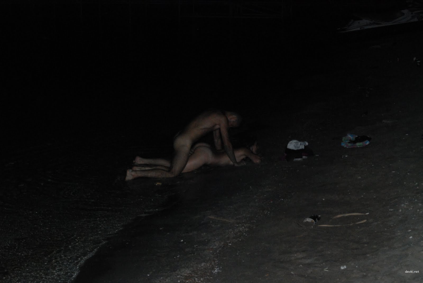 Public Sex Amateur Porn Pics: Explicit Outdoor Fucking