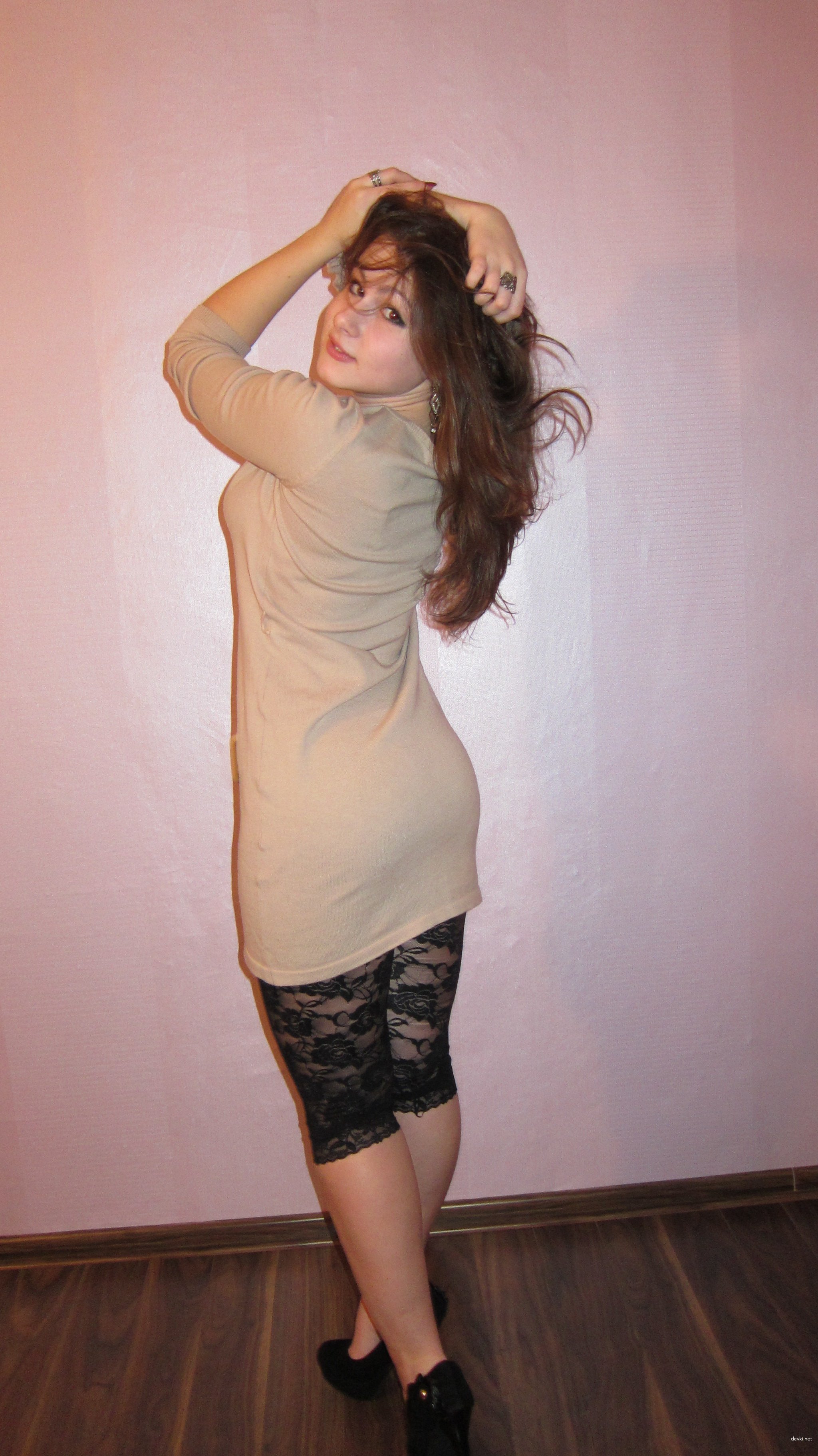 Private Russian Girl's Explicit Amateur Photo Shoot