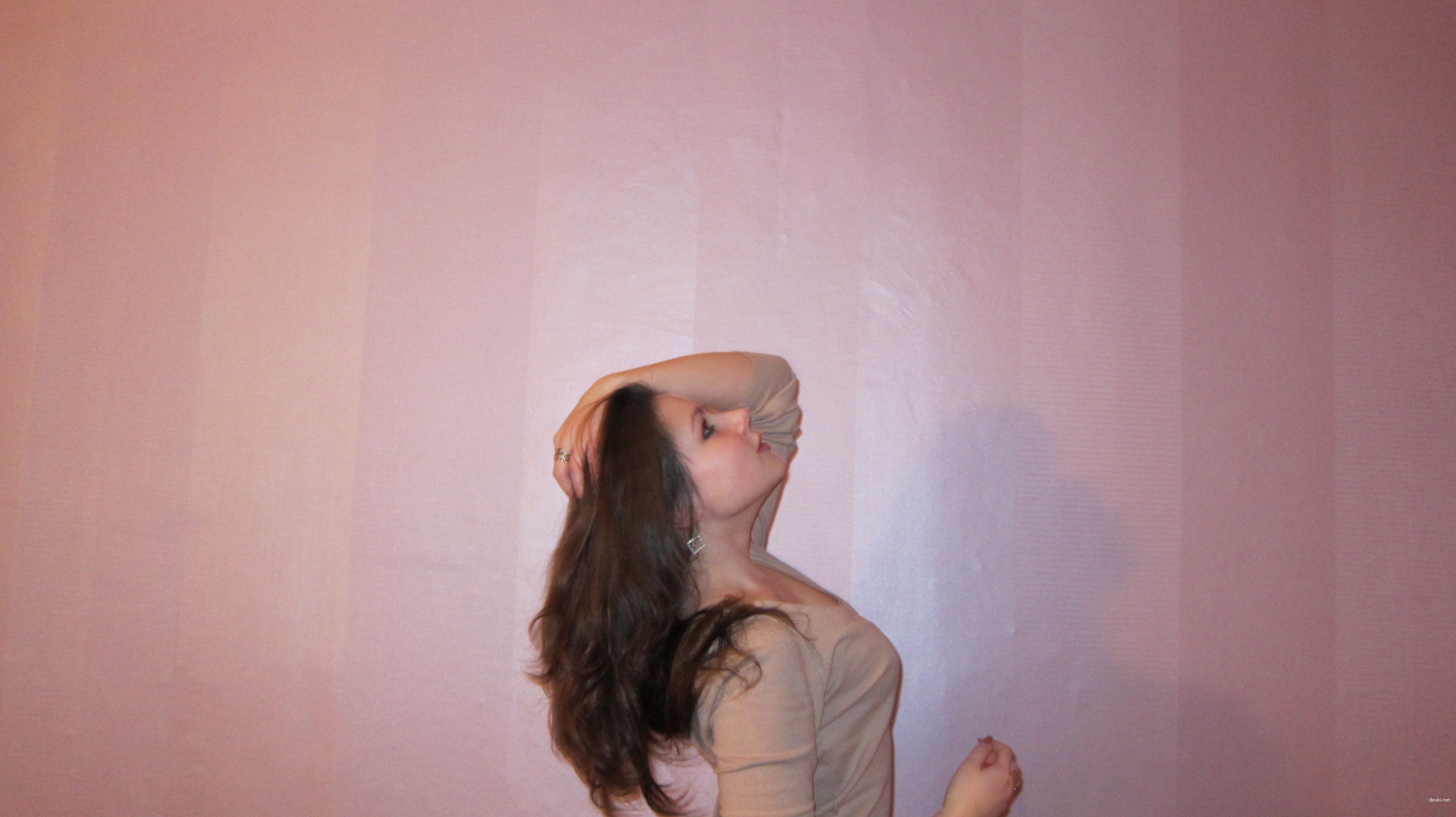 Private Russian Girl's Explicit Amateur Photo Shoot