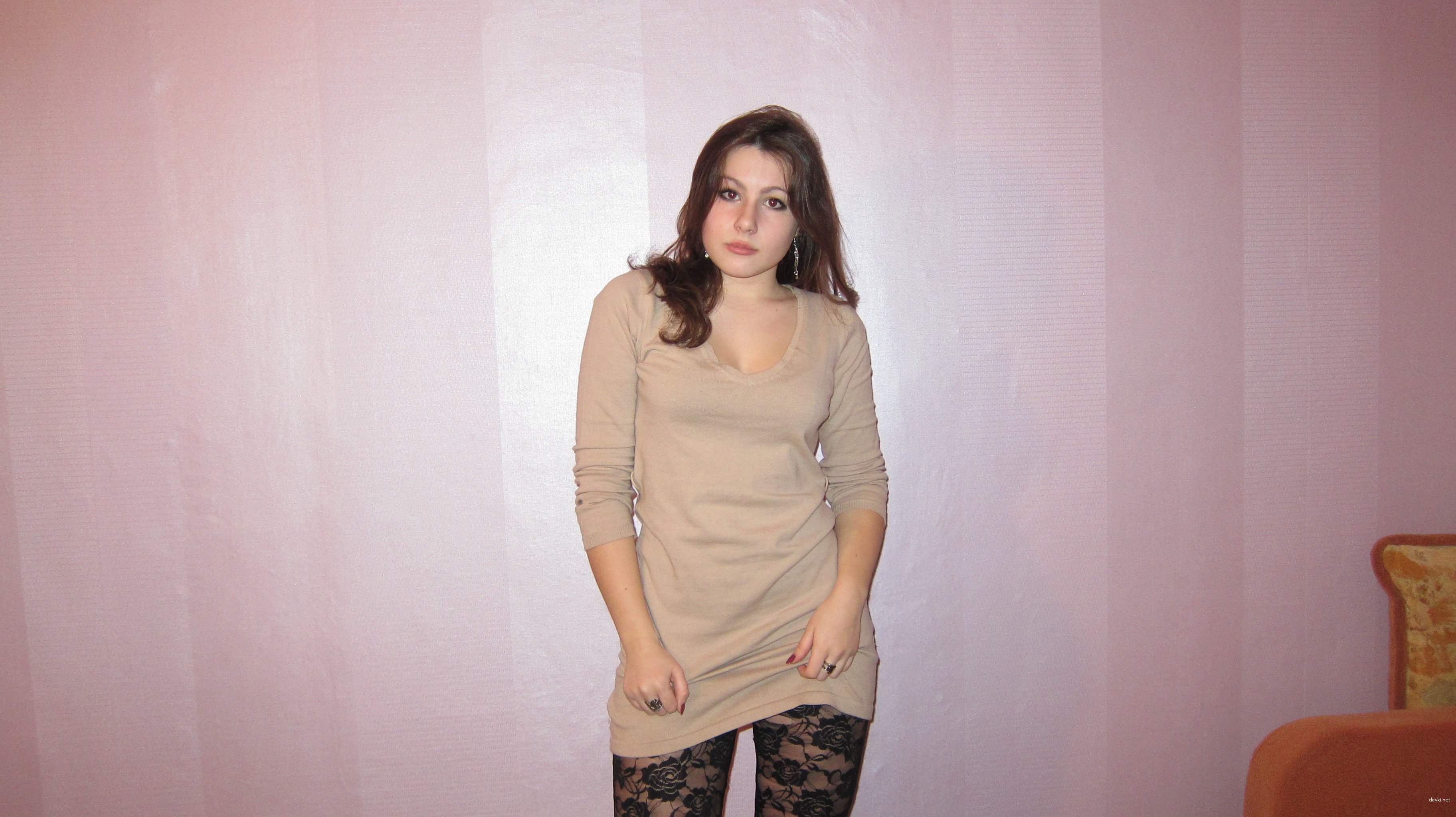 Private Russian Girl's Explicit Amateur Photo Shoot