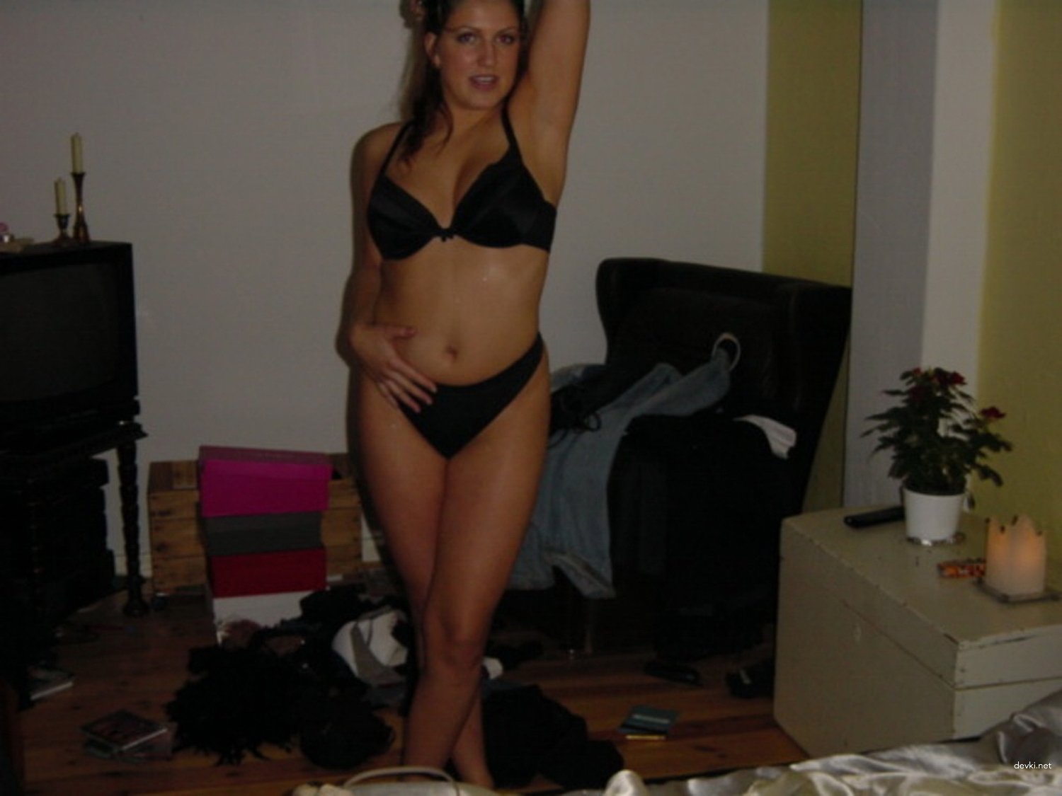 Hot Amateur Babes in Explicit Sexual Photoshoot