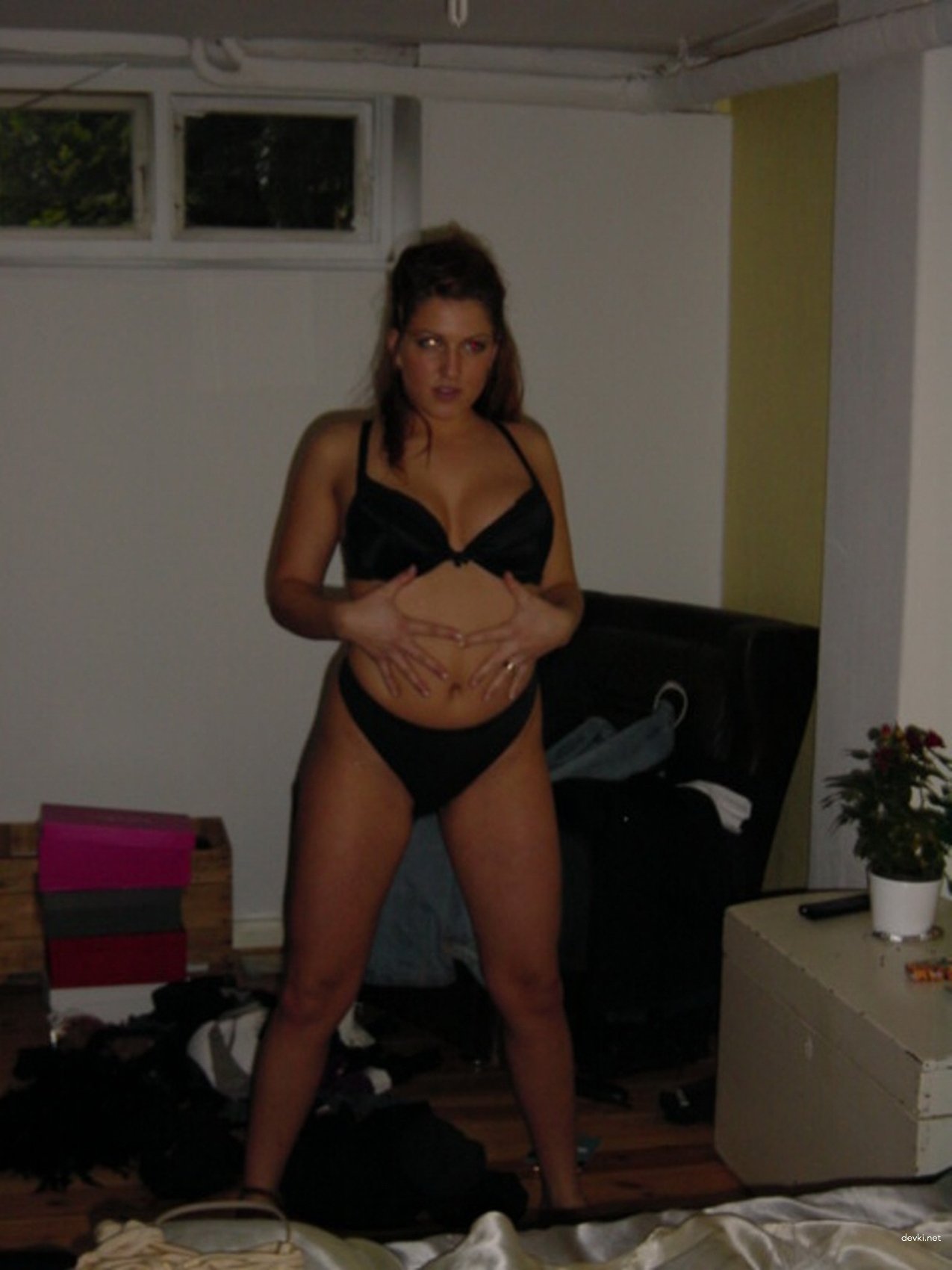 Hot Amateur Babes in Explicit Sexual Photoshoot