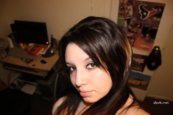 Facial Cumshot on Girl's Face - Amateur Porn Photo