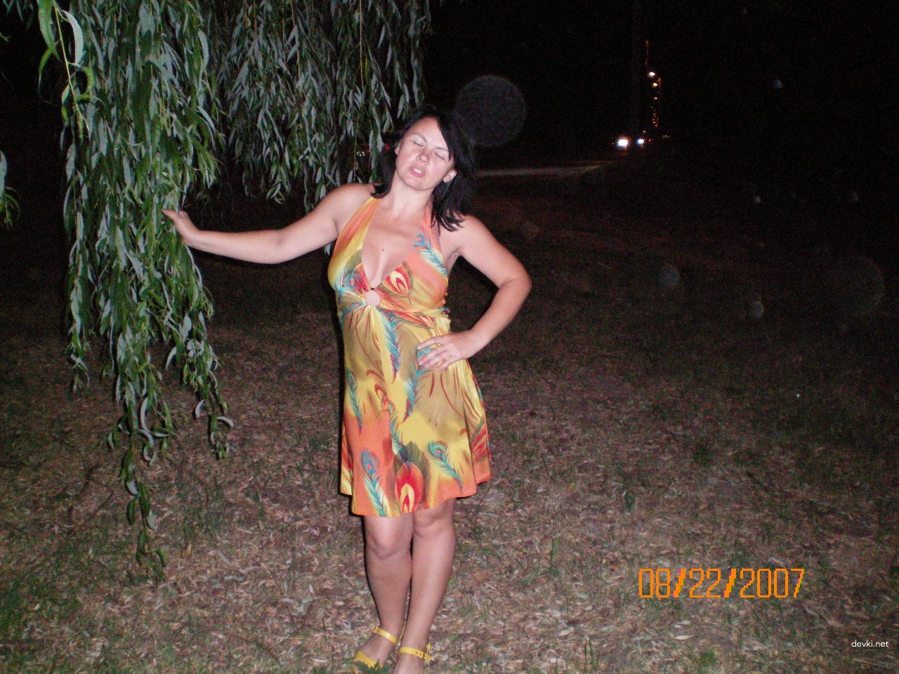 Russian Girl Enjoys Hardcore Gangbang: Amateur Porn Photo