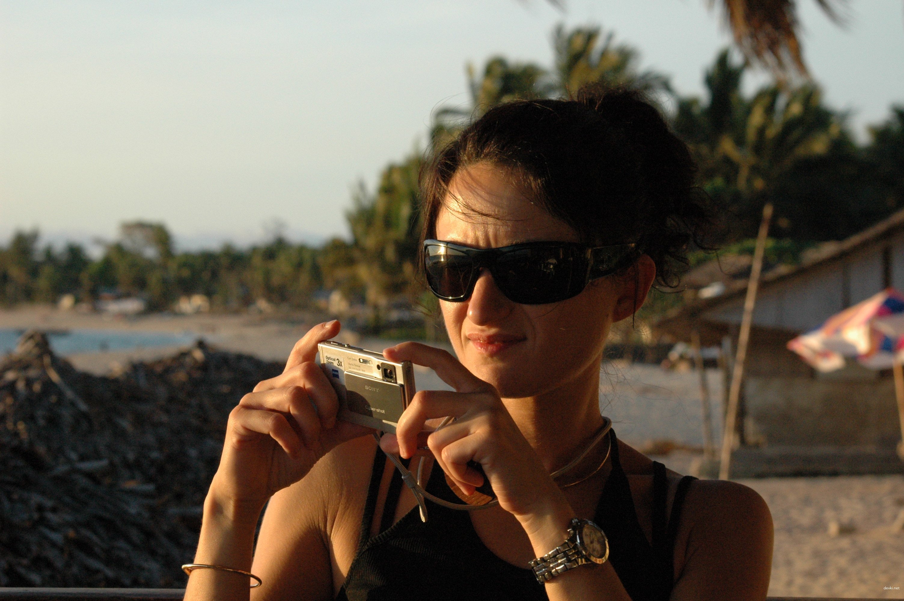 Hot Amateur Friend's Sexual Life Exposed in Explicit Porn Photos