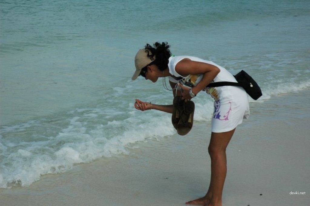 Hot Amateur Friend's Sexual Life Exposed in Explicit Porn Photos