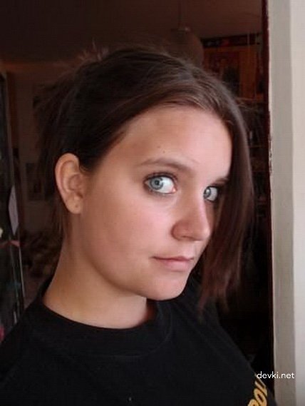 Explicit Graduation Amateur Porn Photos - Sexy Schoolgirl Gets Naughty