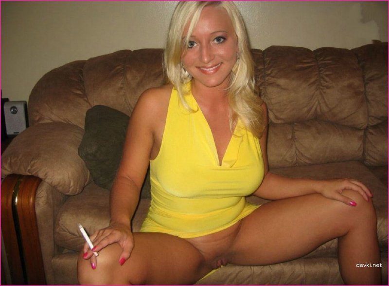 Smoking Hot Amateur Sucks Cock - Explicit Blowjob Porn Photo