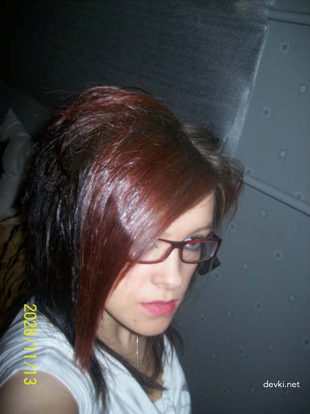 Hot College Student Poses Nude - Amateur Porn Pics