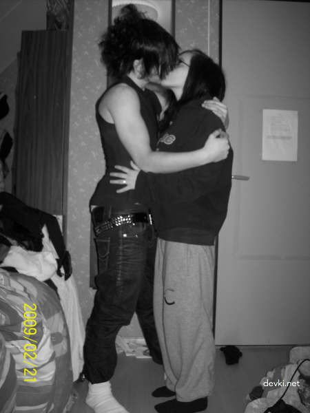 Hot College Student Poses Nude - Amateur Porn Pics