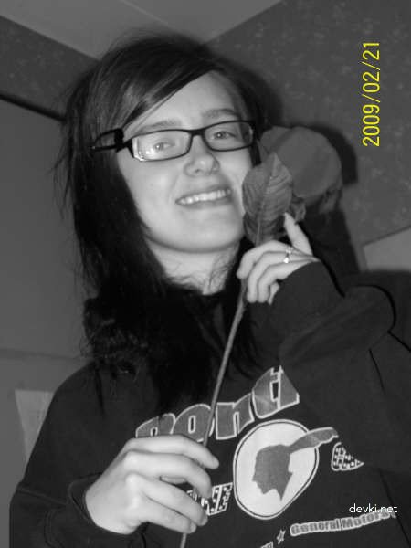 Hot College Student Poses Nude - Amateur Porn Pics